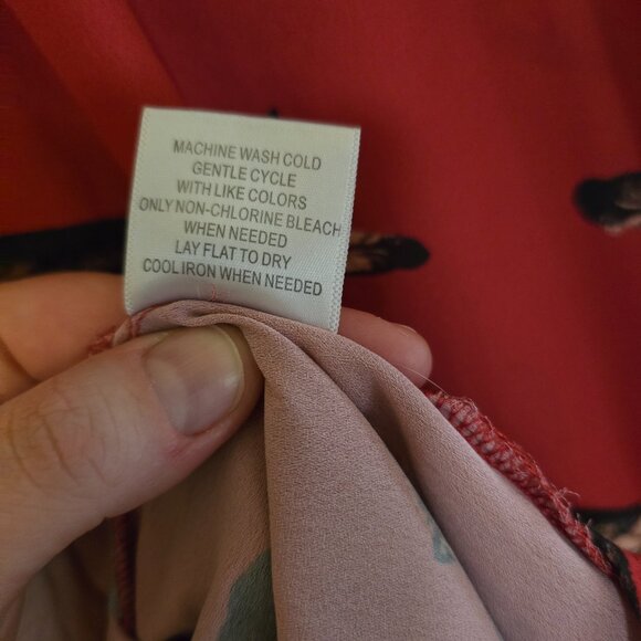 MODCLOTH - Minor Damange -  Cat Print Tank Top Collared V Neck Blouse in‎ Red 1X - Picture 11 of 11